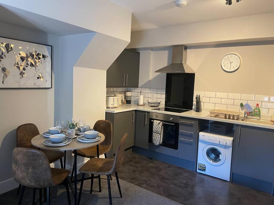 Poplar House-2Bedroom House In Town Centre With Free Parking By Shortstays4U King's Lynn Exteriör bild